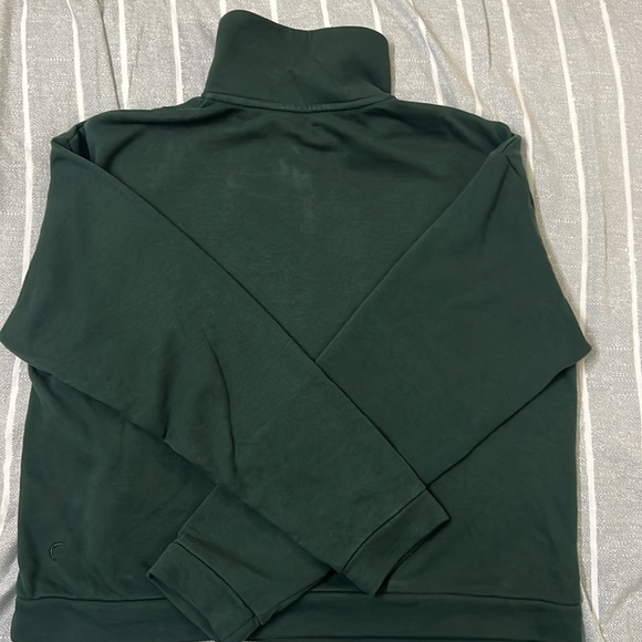 Zyia Cropped Half-Zip Sweater Medium - Picture 6 of 8
